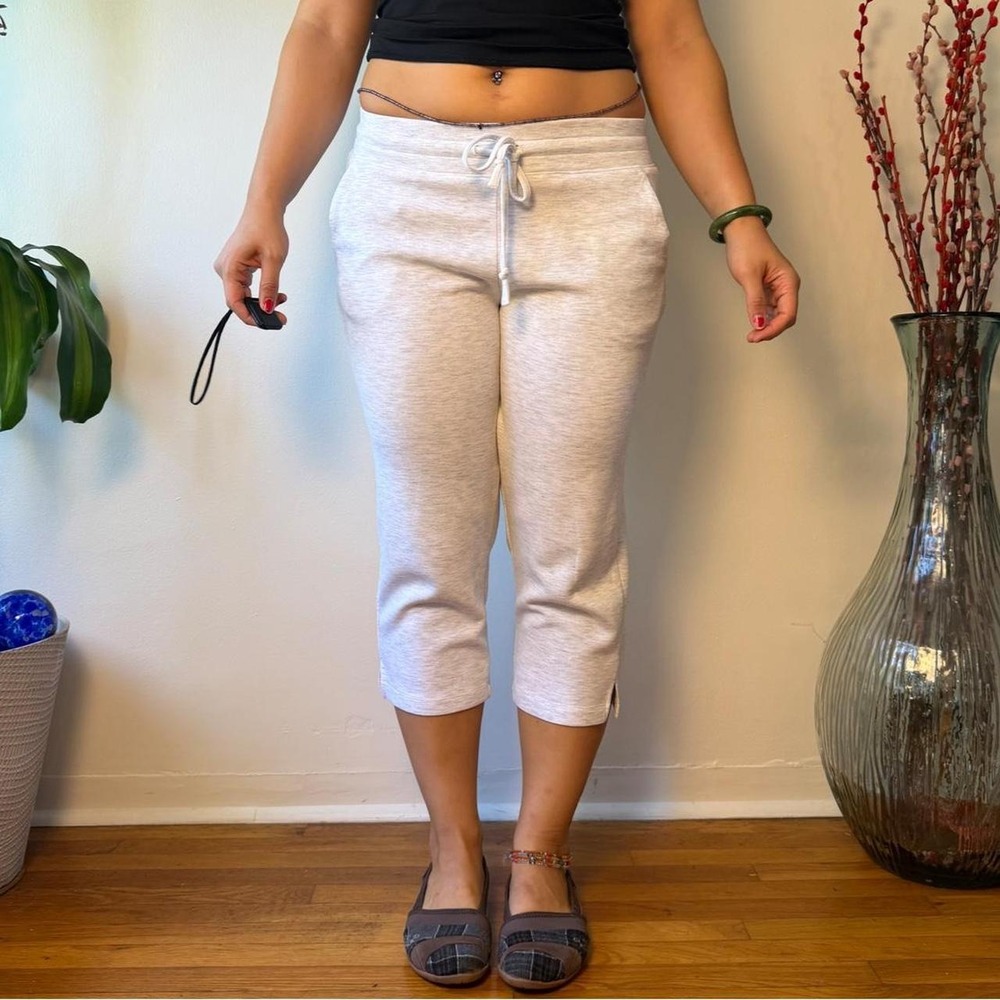 32 Degrees Cool Grey Cropped Capri Sweatpants Y2K Athleisure Medium